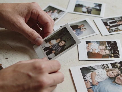 Google Photos может дать пользователям менять кадры в Recap 2026 AndroidMag