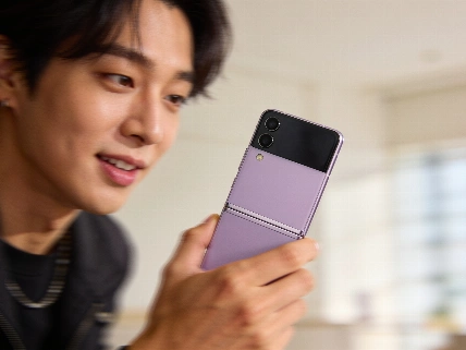 Samsung вывела J-Hope в рекламу Galaxy Z Fold 8 AndroidMag