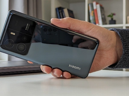 Xiaomi 18 Pro: камера без горба и новый взгляд на задний экран