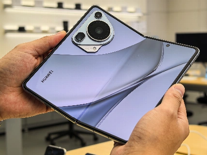 Huawei разрабатывает широкоформатный флагман для серии Pura 100 AndroidMag