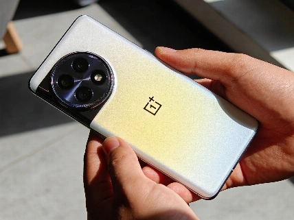 OnePlus 16: светящаяся панель и камера 200 Мп - новый флагман уже в Китае AndroidMag